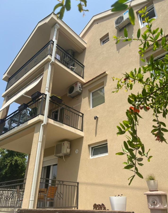 Apartmani Bekonja Tivat Exteriér fotografie